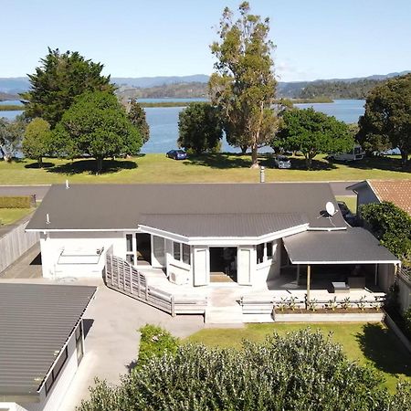 Willa The Great Escape, Luxury Waterfront, Hottub Whitianga Zewnętrze zdjęcie
